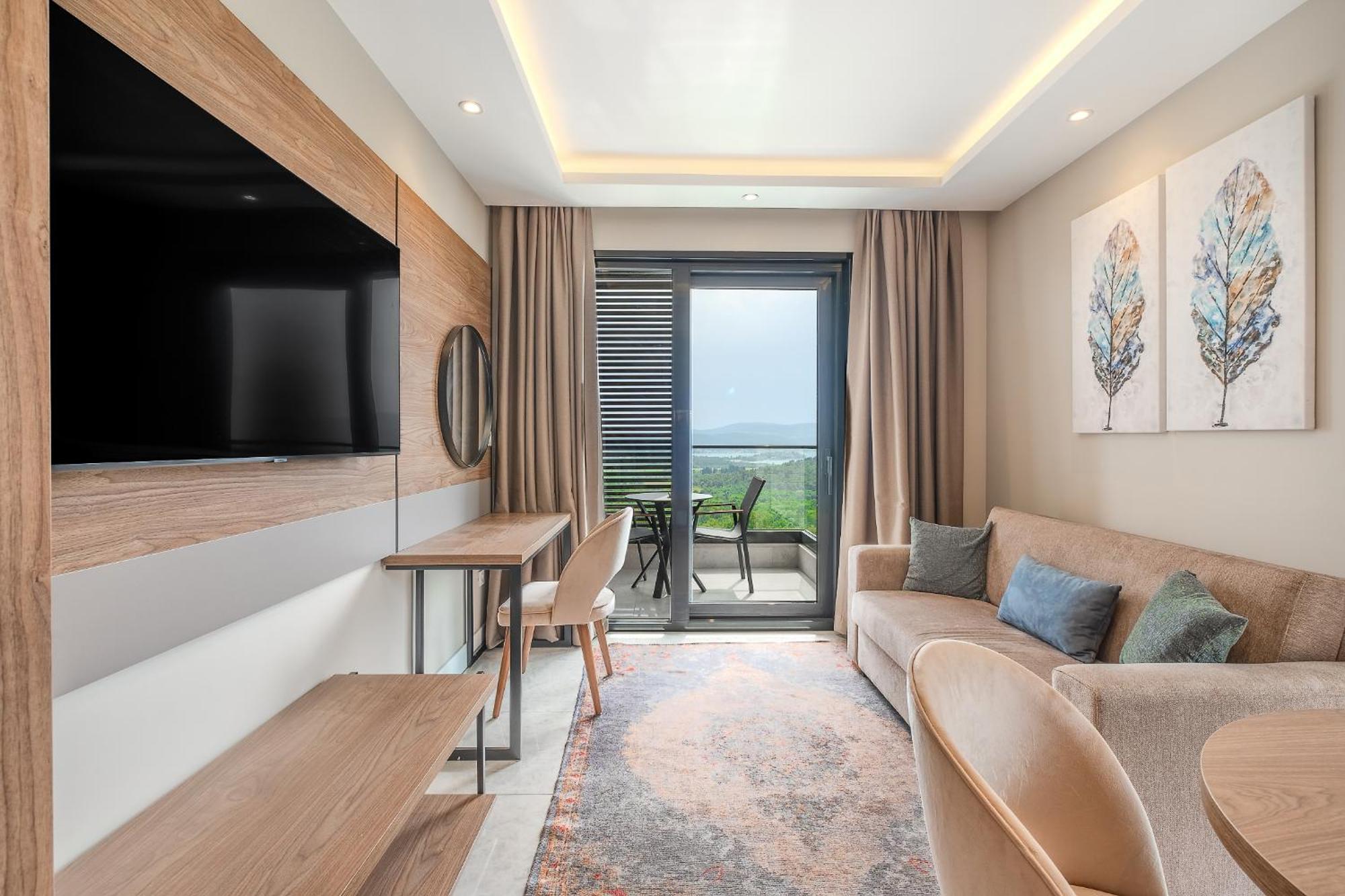 Montenegro Lodge Kavac ห้อง รูปภาพ A room at the hotel