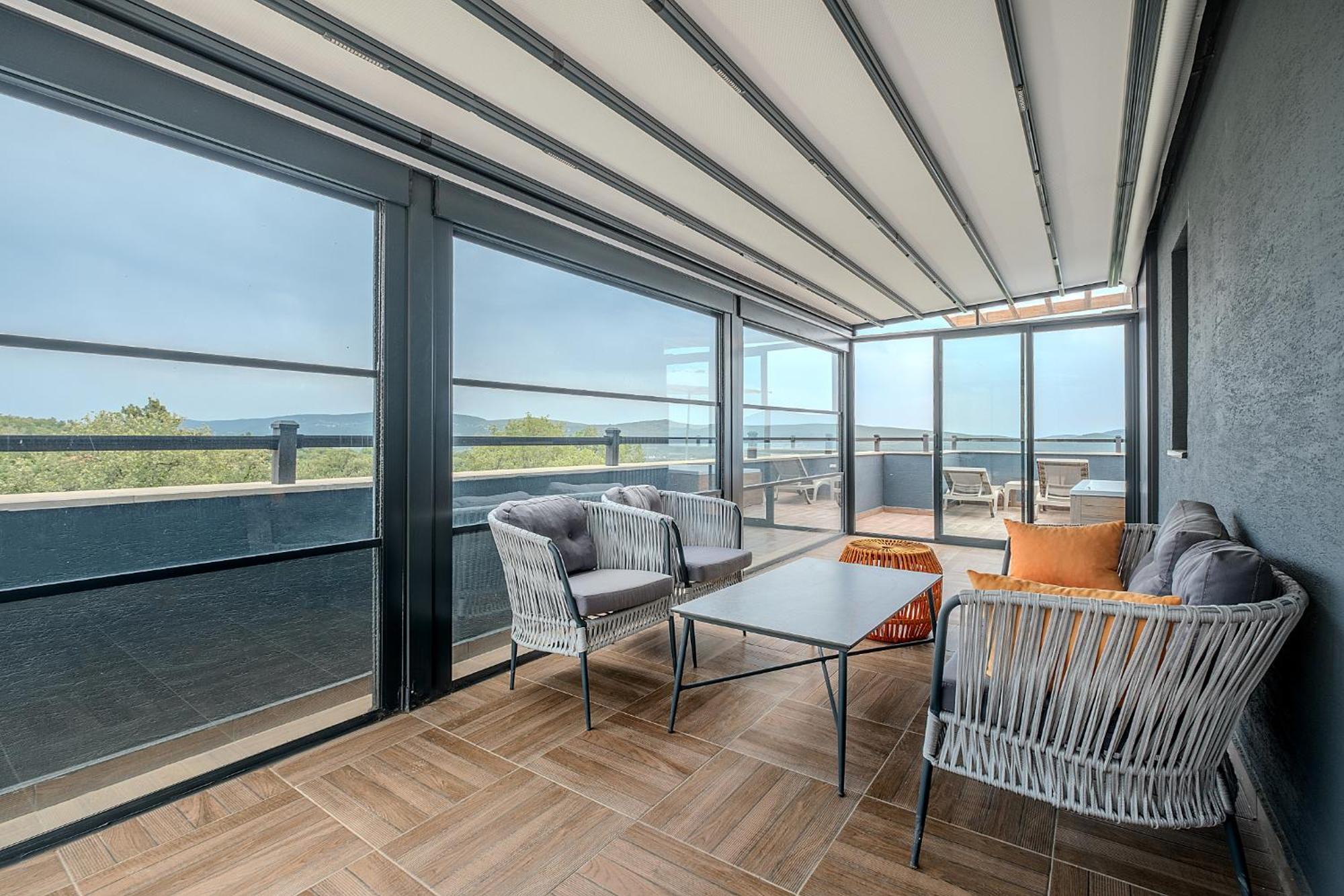 Montenegro Lodge Kavac ห้อง รูปภาพ The Sky Bar