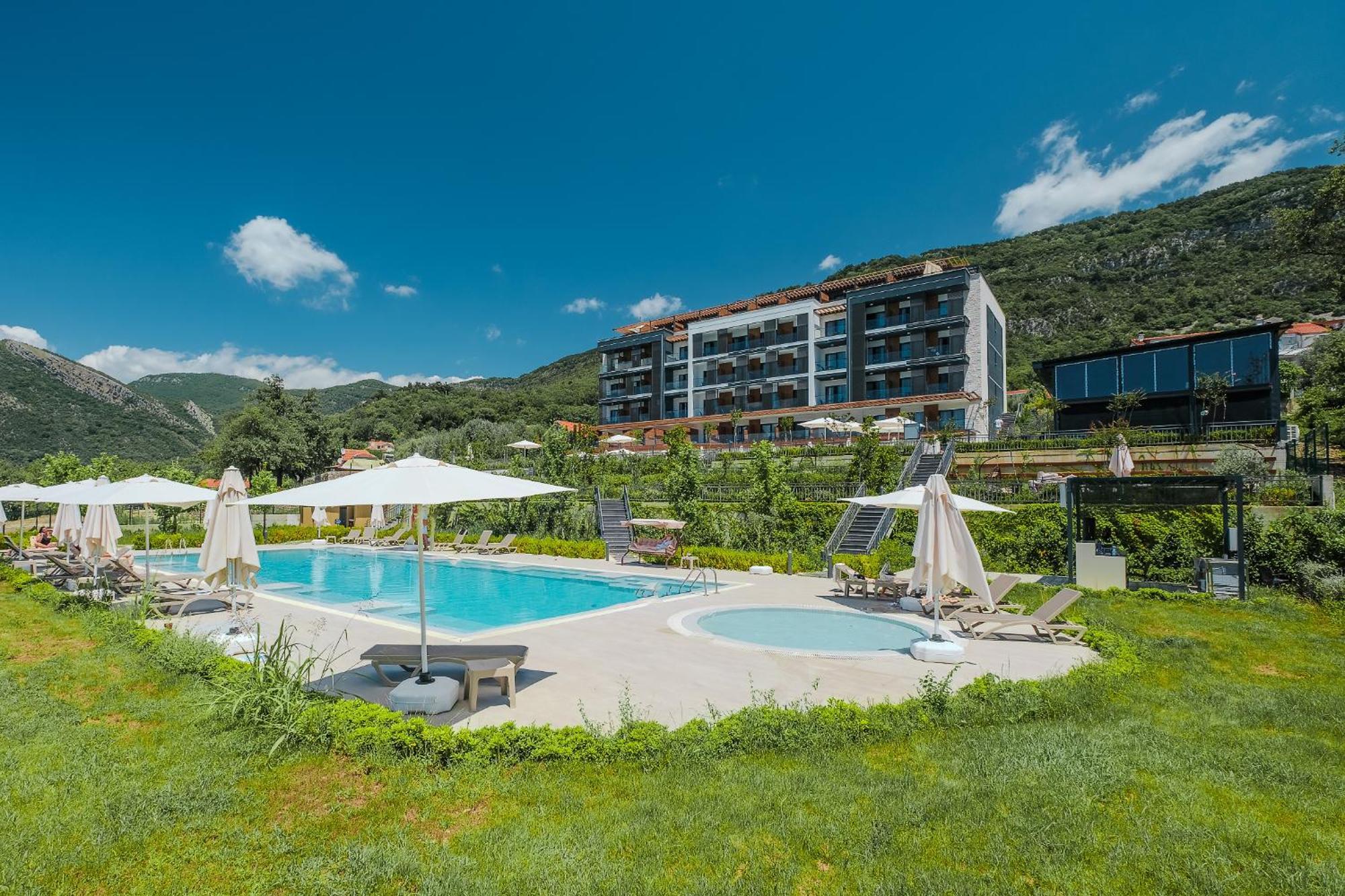 Montenegro Lodge Kavac ภายนอก รูปภาพ